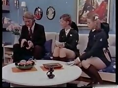 Il lattaio migliora i video anziane lesbiche baffi di latte di Alura